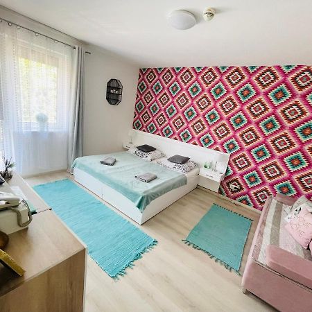 Joy Apartman 잘라카로쉬 외부 사진