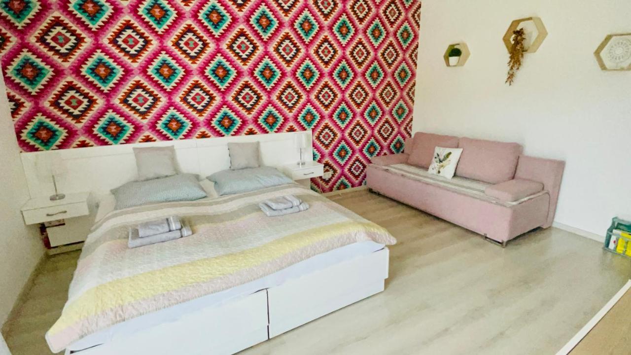 Joy Apartman 잘라카로쉬 외부 사진